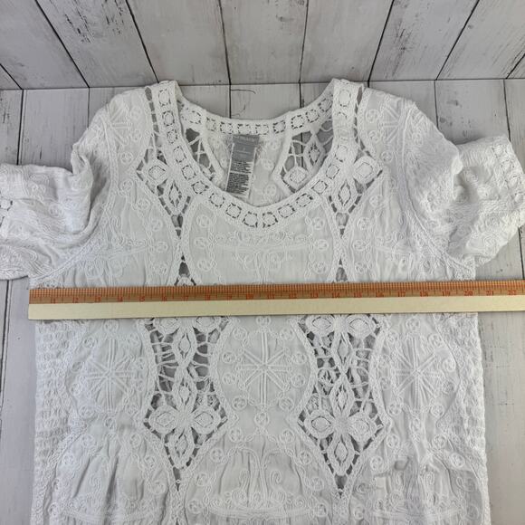 Chico's White Cutwork Top Scoop Neck Short Sleeve Knit Blouse Size 2 14/16 - Picture 11 of 14
